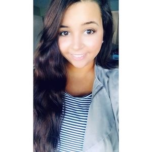 Meet your Posher, Breanna